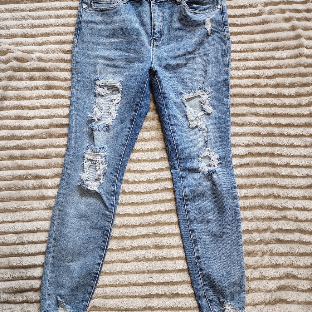 Judy Blue Skinny Blue Jeans Distressed Casual